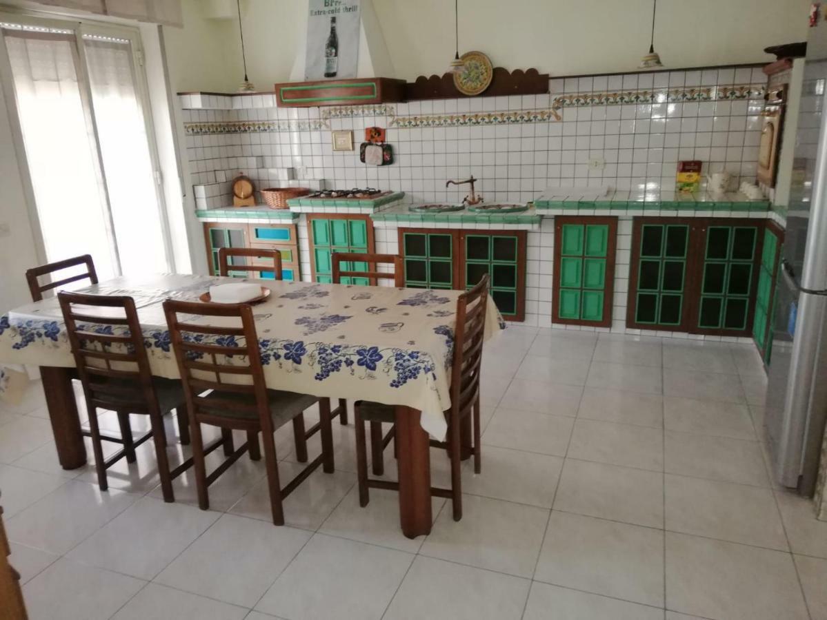B & B Amici Dell'Etna Nicolosi Luaran gambar
